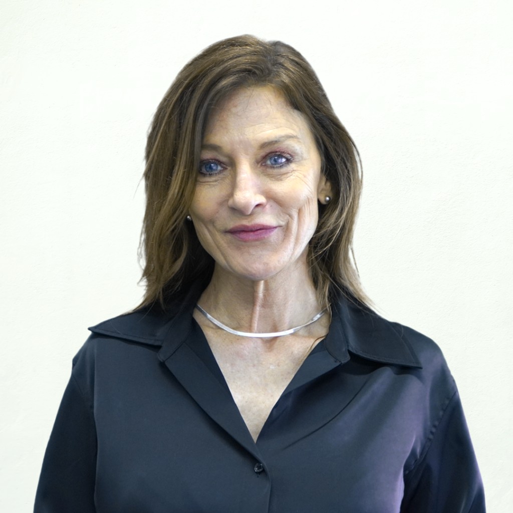 Leslie Chandler
